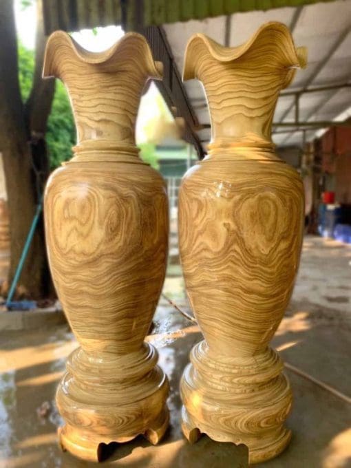 Lục bình gỗ Cẩm Vàng nổi bật với đường vân tự nhiên