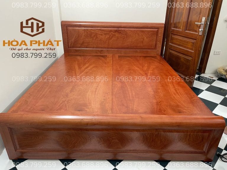Giường Gỗ Sồi Nga 1m8x2m Mẫu Trơn