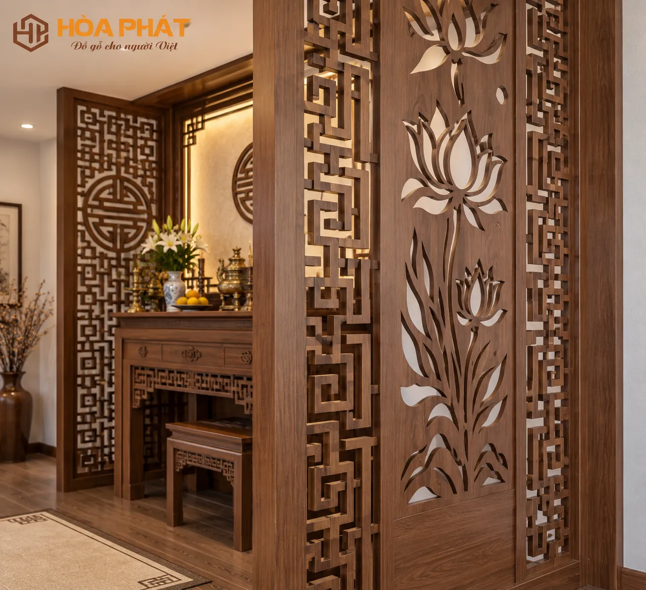 Gỗ công nghiệp như MDF, HDF hoặc các vật liệu dạng tấm khác có bề mặt tương đối phẳng, thuận tiện cho việc cắt CNC và hoàn thiện màu sắc.